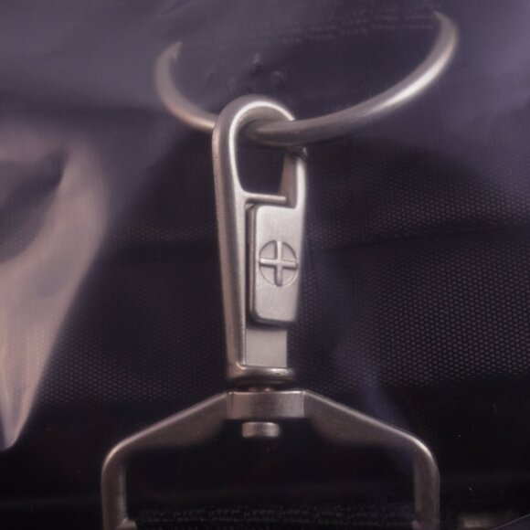 Worldwise Original Deluxe Large Pet Carrier Black – New Sealed - Picture 3 of 5